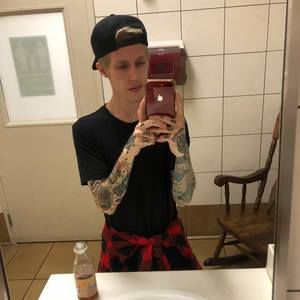 Meet your Posher, Brandon